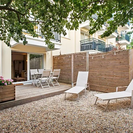 Apartamento En Rez-de-jardin à *